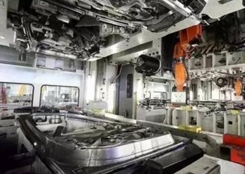 汽車是怎么生產(chǎn)出來(lái)的？