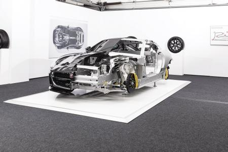 輕量化及塑料玻璃在新能源汽車上的應用分析